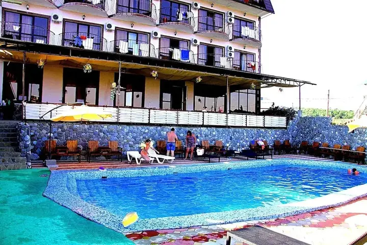 Вардане: Hotel Nouvelle