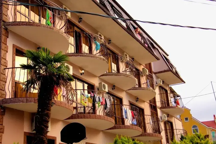 Вардане: Hotel Nouvelle