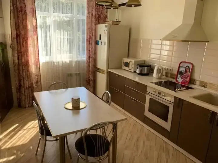 Новомихайловский: Квартира Новомихаловская
