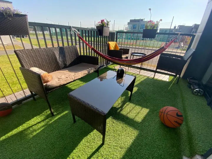 Сярьги: Апартаменты Охта Парк Ohta Loft Apartments с террасой