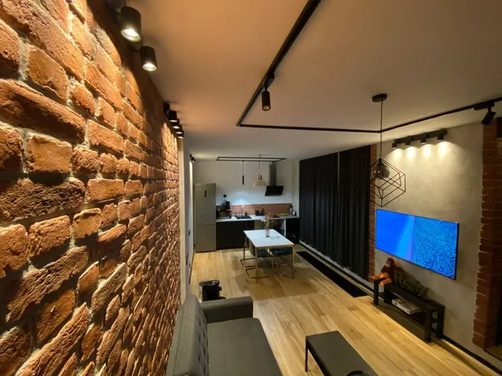 Сярьги: Апартаменты Охта Парк Ohta Loft Apartments с террасой