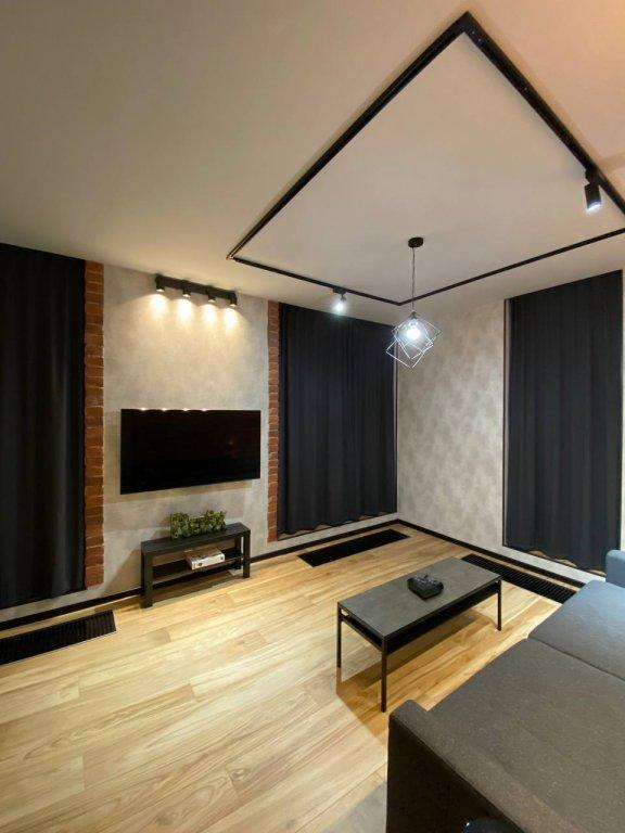 Сярьги: Апартаменты Охта Парк Ohta Loft Apartments с террасой