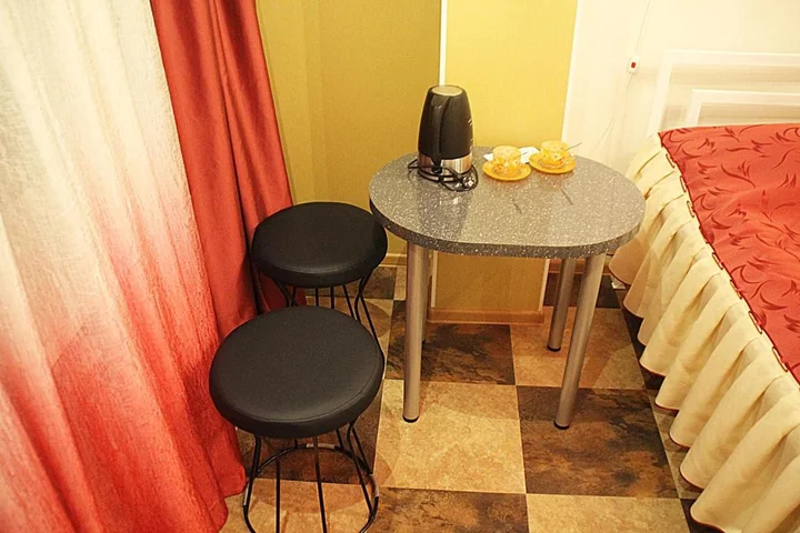 Горно-Алтайск: Mini-Hotel Kommunisticheskiy