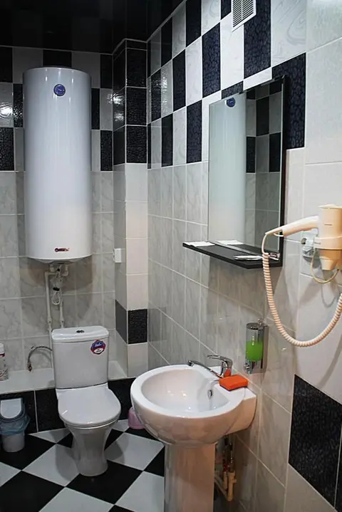 Горно-Алтайск: Mini-Hotel Kommunisticheskiy