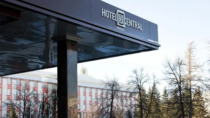 Барнаул: Отель Центральный