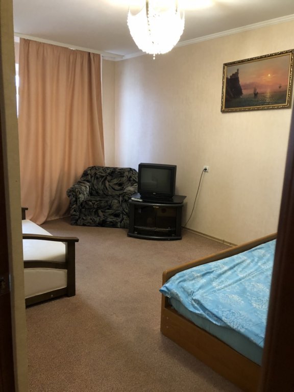 Симферополь: Prospekt Pobedyi 48 Apartments