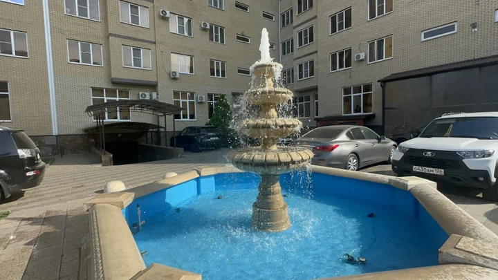 Минеральные Воды: Апартаменты Улучшенные На Пушкина 54\1 с панорамным видом на город и парковочным местом