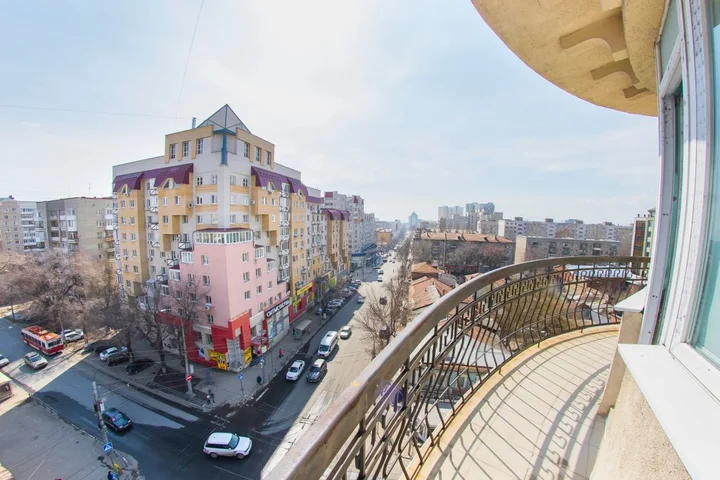 Саратов: Апартаменты Saratov Lights на Мичурина 47