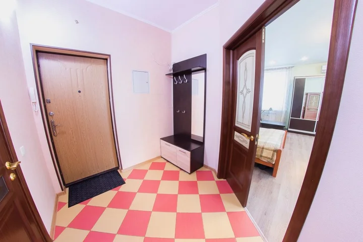 Саратов: Апартаменты Saratov Lights на Мичурина 47