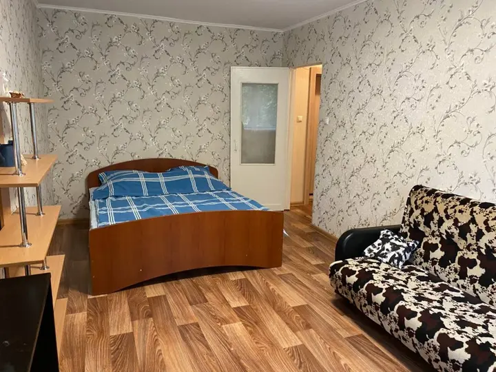 Северодвинск: Апартаменты SeveRent Труда 6