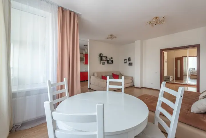 Екатеринбург: Son I Dush Na Strelochnikov 2 Apartments