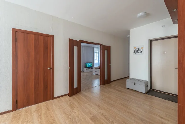 Екатеринбург: Son I Dush Na Strelochnikov 2 Apartments	