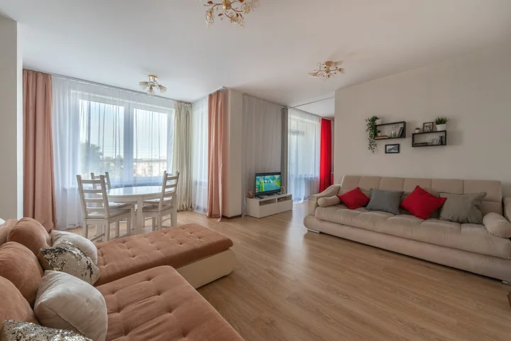Екатеринбург: Son I Dush Na Strelochnikov 2 Apartments