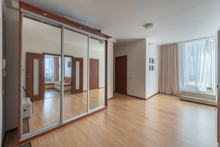 Екатеринбург: Son I Dush Na Strelochnikov 2 Apartments	