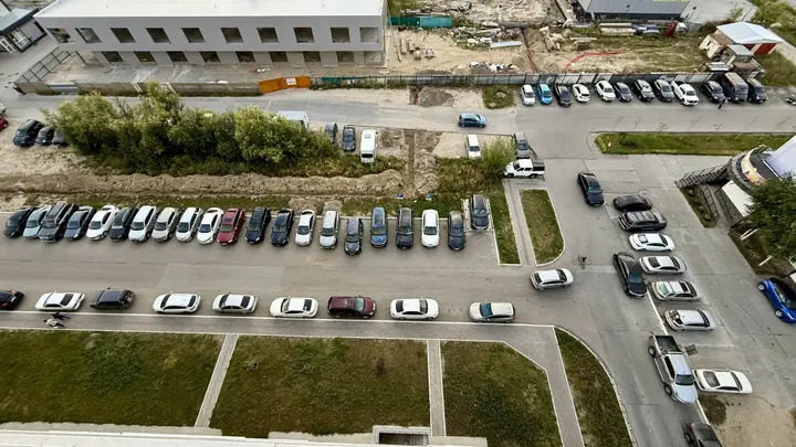 Нижневартовск: Апартаменты Строителей 20а