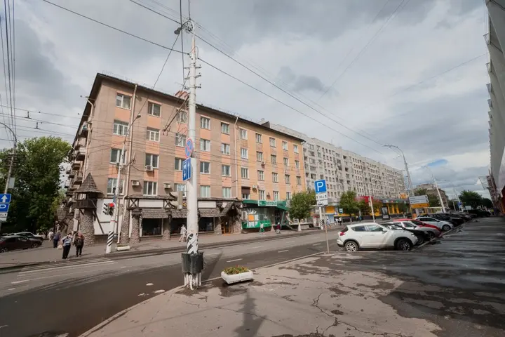 Саратов: Апартаменты Студия на Московской 134