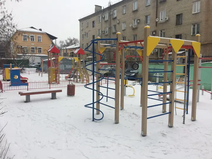 Саратов: Апартаменты Студия на Московской 134