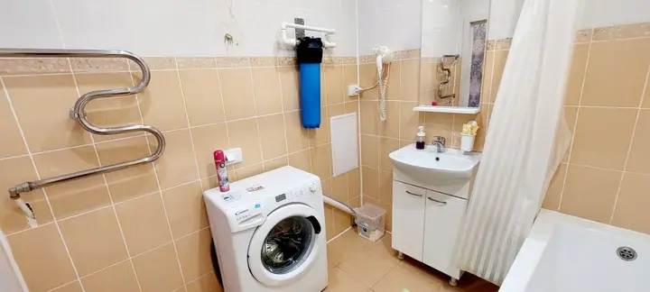 carousel image 4