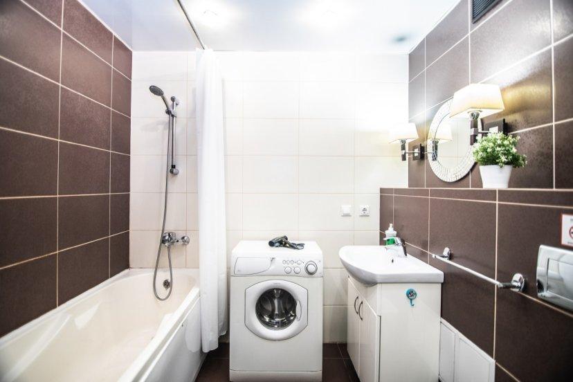 Барнаул: Na Krasnoarmeyskom 112 Apartment