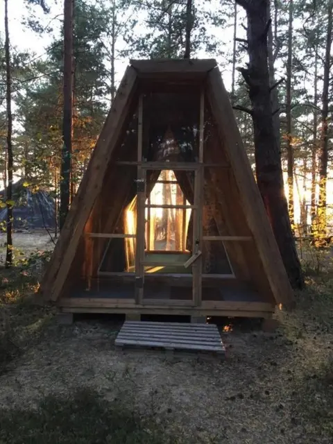Сосновый Бор: Сёрф-станция Wind Hunters Station