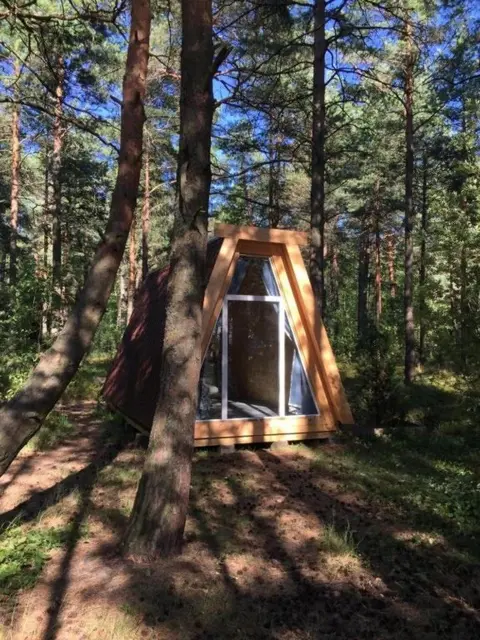 Сосновый Бор: Сёрф-станция Wind Hunters Station