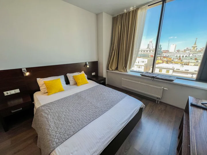 Екатеринбург: Апартаменты The RadiusCentral House