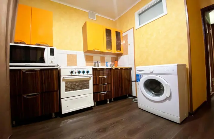 Бийск: Dobrye Sutki Apartment on Merlina 20