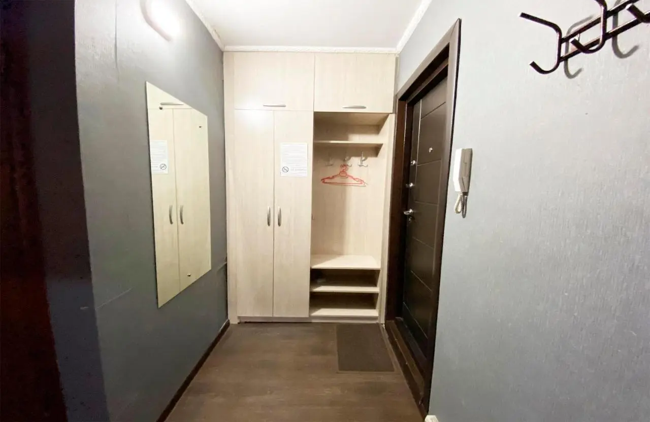 Бийск: Dobrye Sutki Apartment on Merlina 20