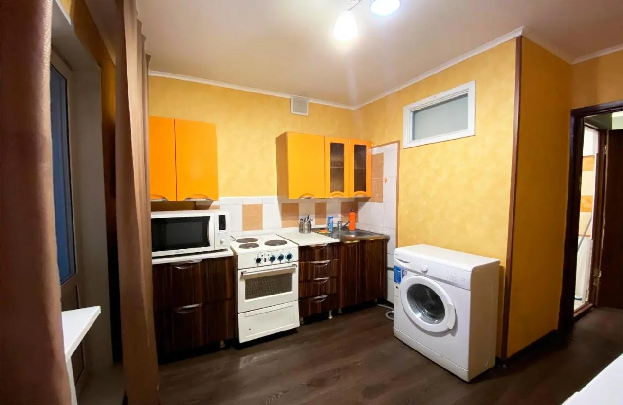 Бийск: Dobrye Sutki Apartment on Merlina 20
