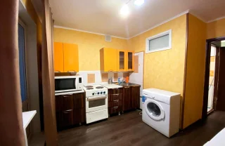 Бийск: Dobrye Sutki Apartment on Merlina 20