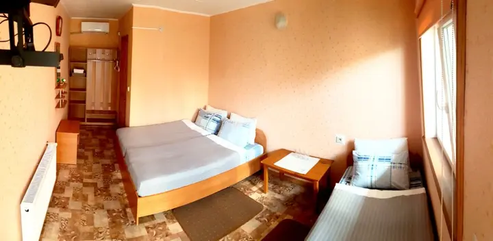 Николаевка: Tri Flaga Guest House