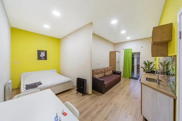 Саратов: Triumf-Hotel Studiya#2 Na Kutyakova16