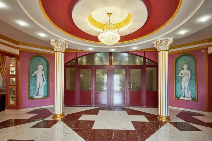 carousel image 4