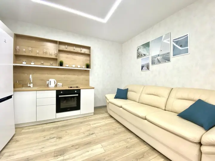 Бердск: Апартаменты в Изумрудном городке RestApart54