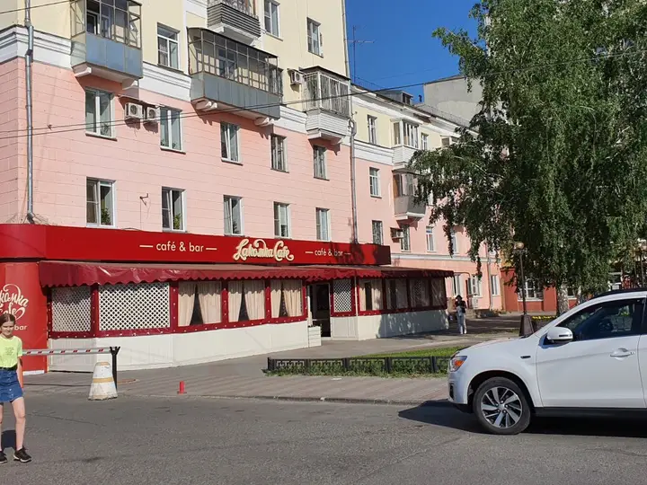 Апартаменты в центре Барнаула Проспект Ленина — фото 1
