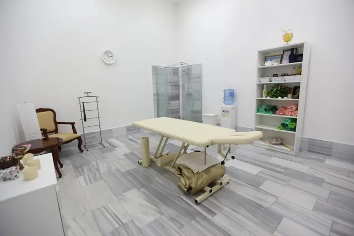 Астрахань: Гостиница Астраханская