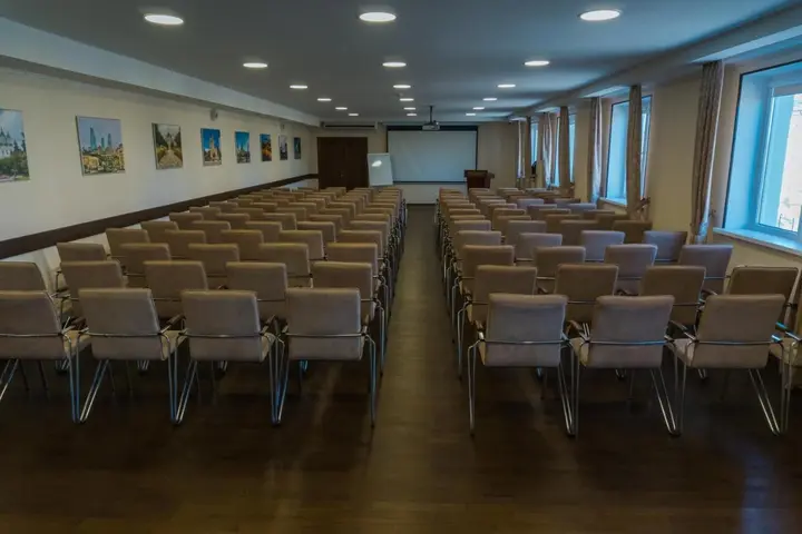 Астрахань: Отель  Баку