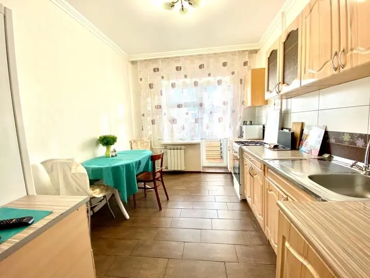 Новый Уренгой: Квартира Юбилейный 2/3