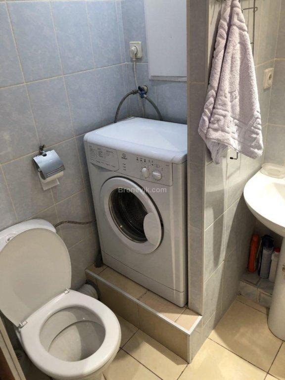 Новый Уренгой: Апартаменты Мир на проспекте Ленинградский 14А