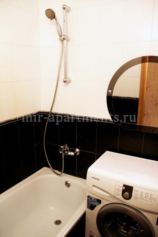 Новый Уренгой: Апартаменты Мир на улице Молодёжная 9А