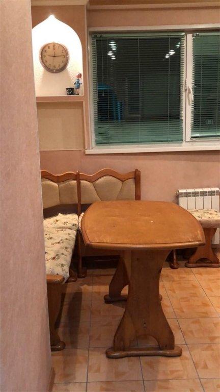 Новый Уренгой: Апартаменты Мир на проспекте Ленинградский 10