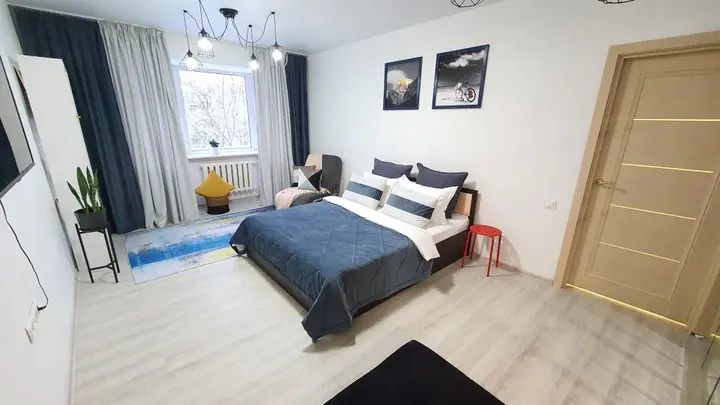 Новый Уренгой: Мириады на улице 26-го Съезда КПСС, 1 комн.кв-ра на 3 разд. спальных места