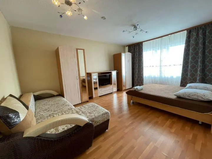 Новый Уренгой: Apartments Live Here, district. Optimistov, 4/2