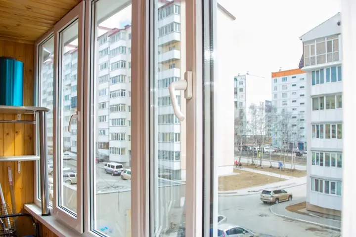 Южно-Сахалинск: Квартира Рента 65 на Есенина 12