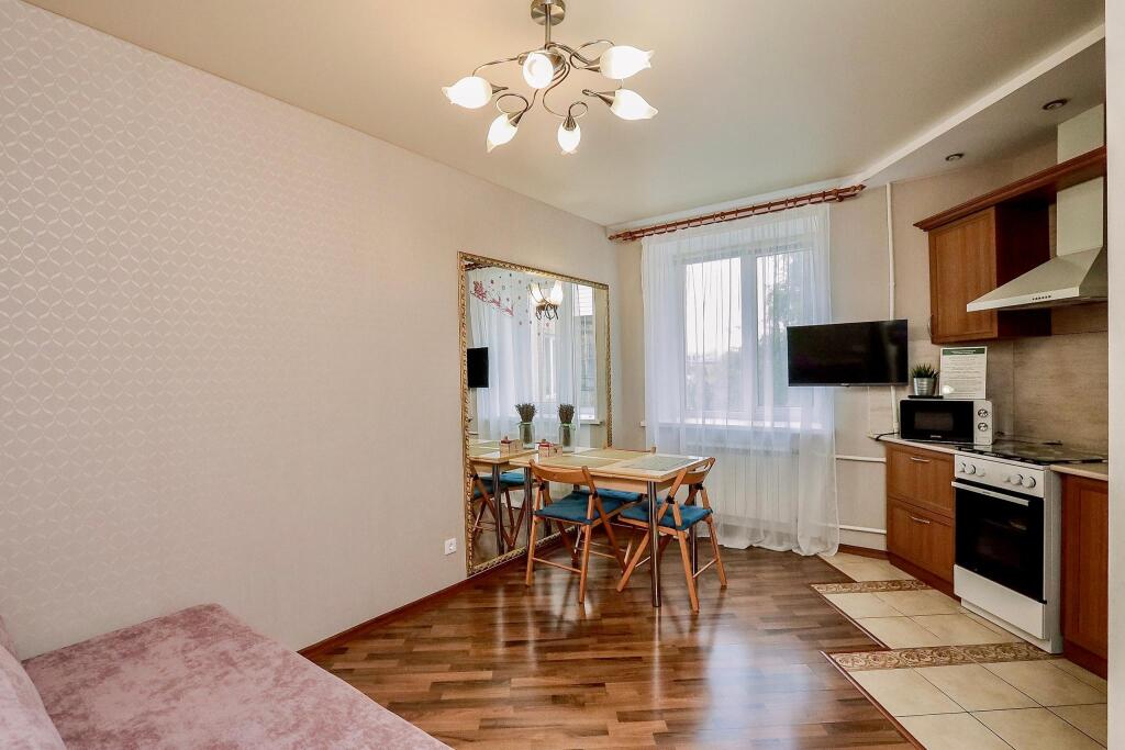 Ижевск: 4 Ugla on Likhvintsev apartment