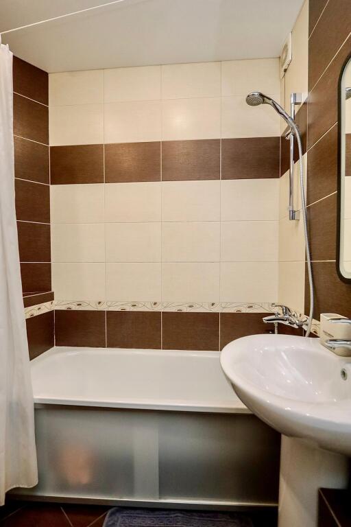 Ижевск: 4 Ugla on Likhvintsev apartment