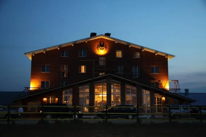 carousel image 1