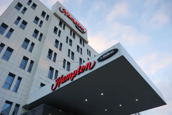 Отель Hampton by Hilton Уфа — фото 1