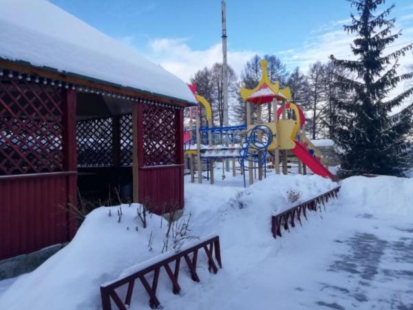 Новоабзаково: Отель Эдельвейс