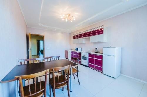 Чита: Dekabrist Apartment at anokhina 93